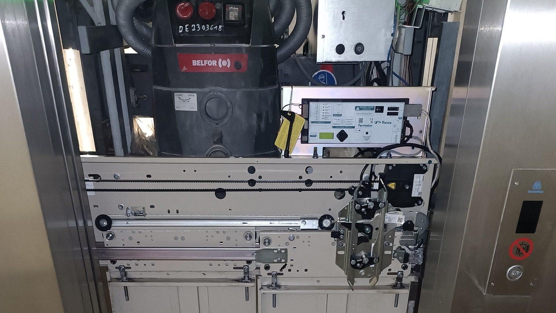 Rußschaden an Aufzugselektronik: Nach der Sanierung